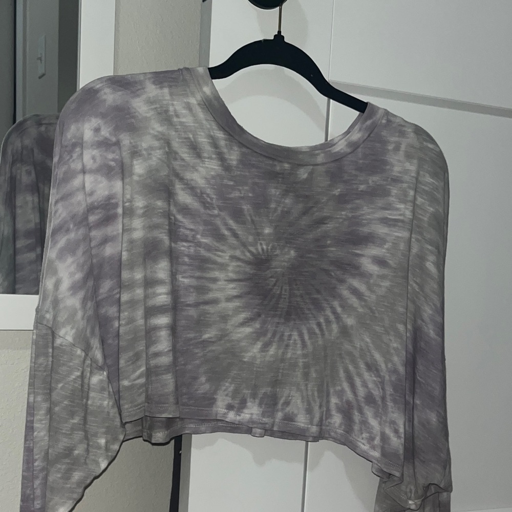 Cropped shirt